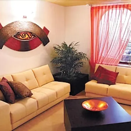 Marc Hotel