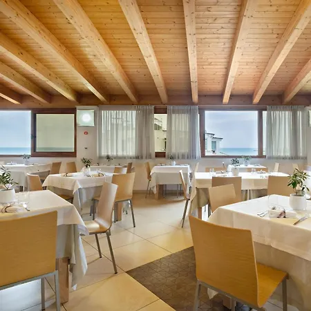 Hotel Marc 4*